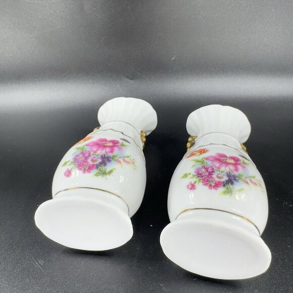 Vintage 1980s Fine Porcelain Bud Vase Set 2 With Golden Handles Flower Pattern - Picture 4 of 9